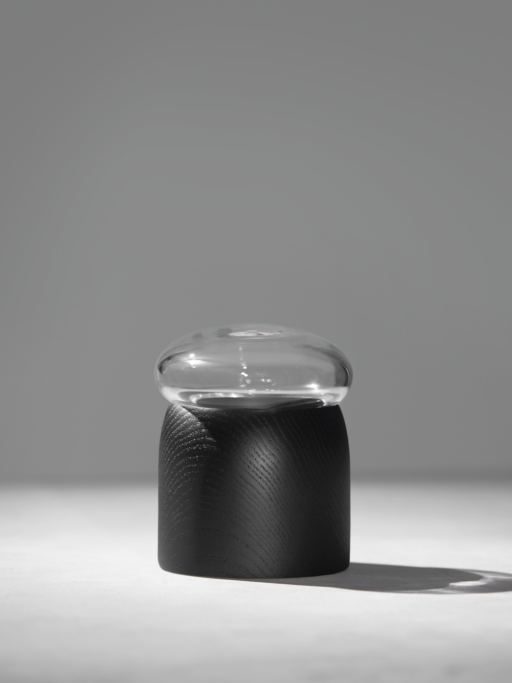 ChiCura Living, Art & Frames Boletus Black/Clear Glass, w. 9 cm Living / Containers & Vases Black / Clear