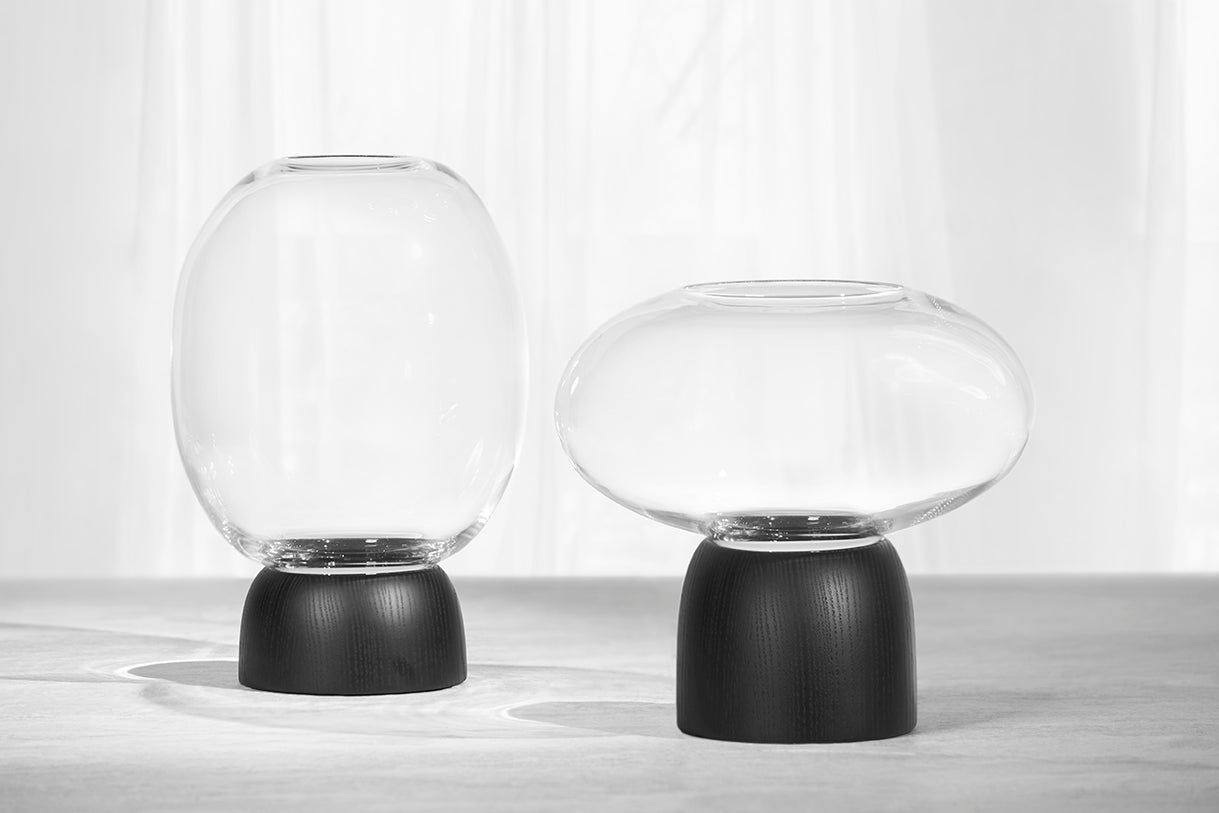 ChiCura Living, Art & Frames Porcini Vase Black/Clear Glass, h. 22 cm Living / Containers & Vases Black / Clear