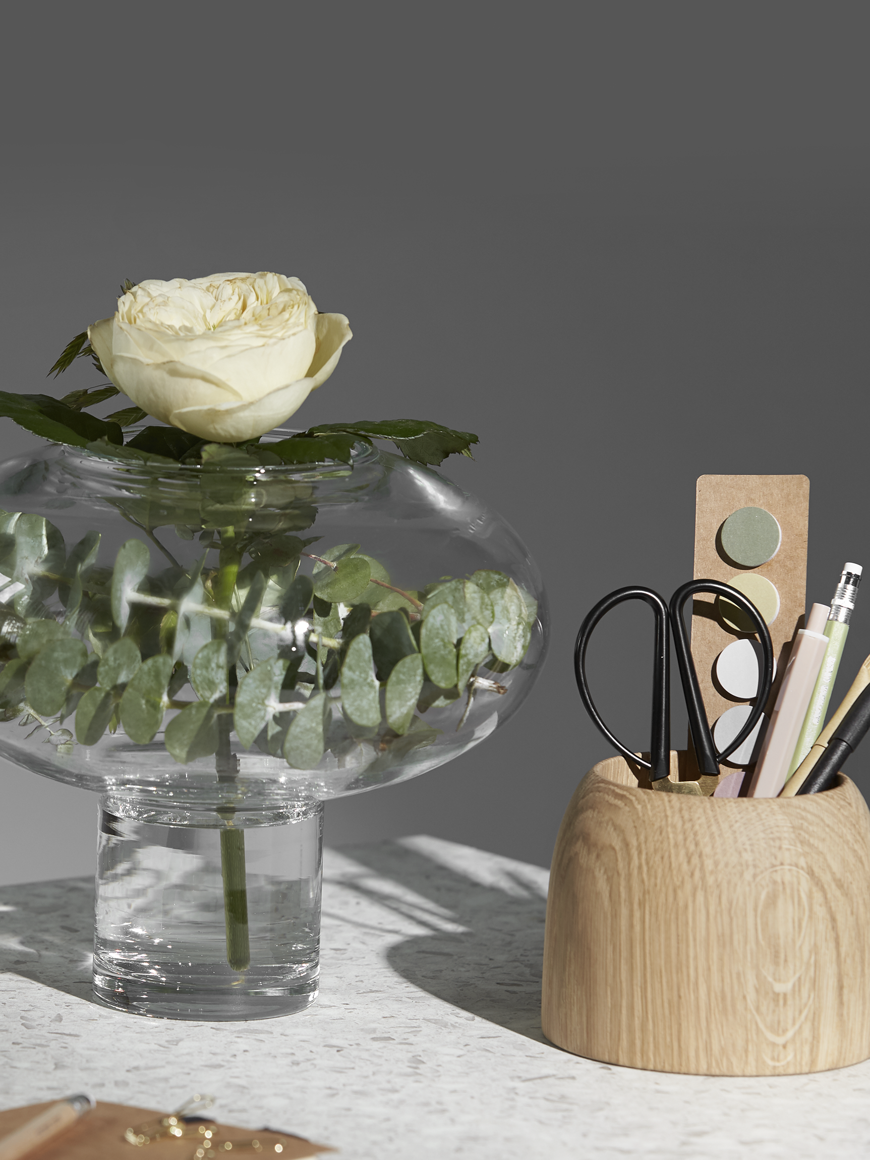 ChiCura Living, Art & Frames Porcini Vase Black/Clear Glass, h. 22 cm Living / Containers & Vases Black / Clear