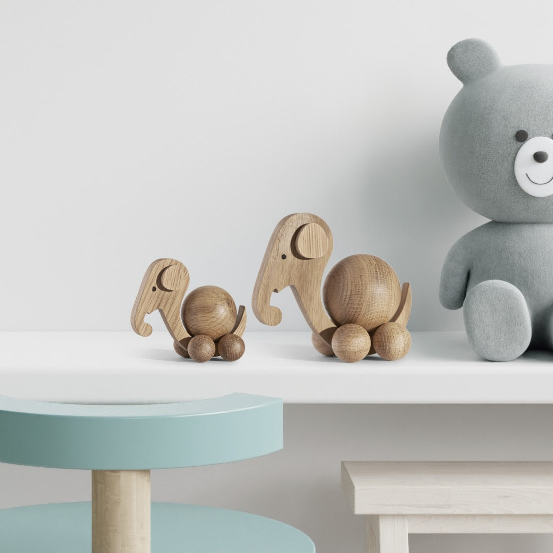 ChiCura Living, Art & Frames Spinning Elephant - Medium Living / Wooden Figures Oak