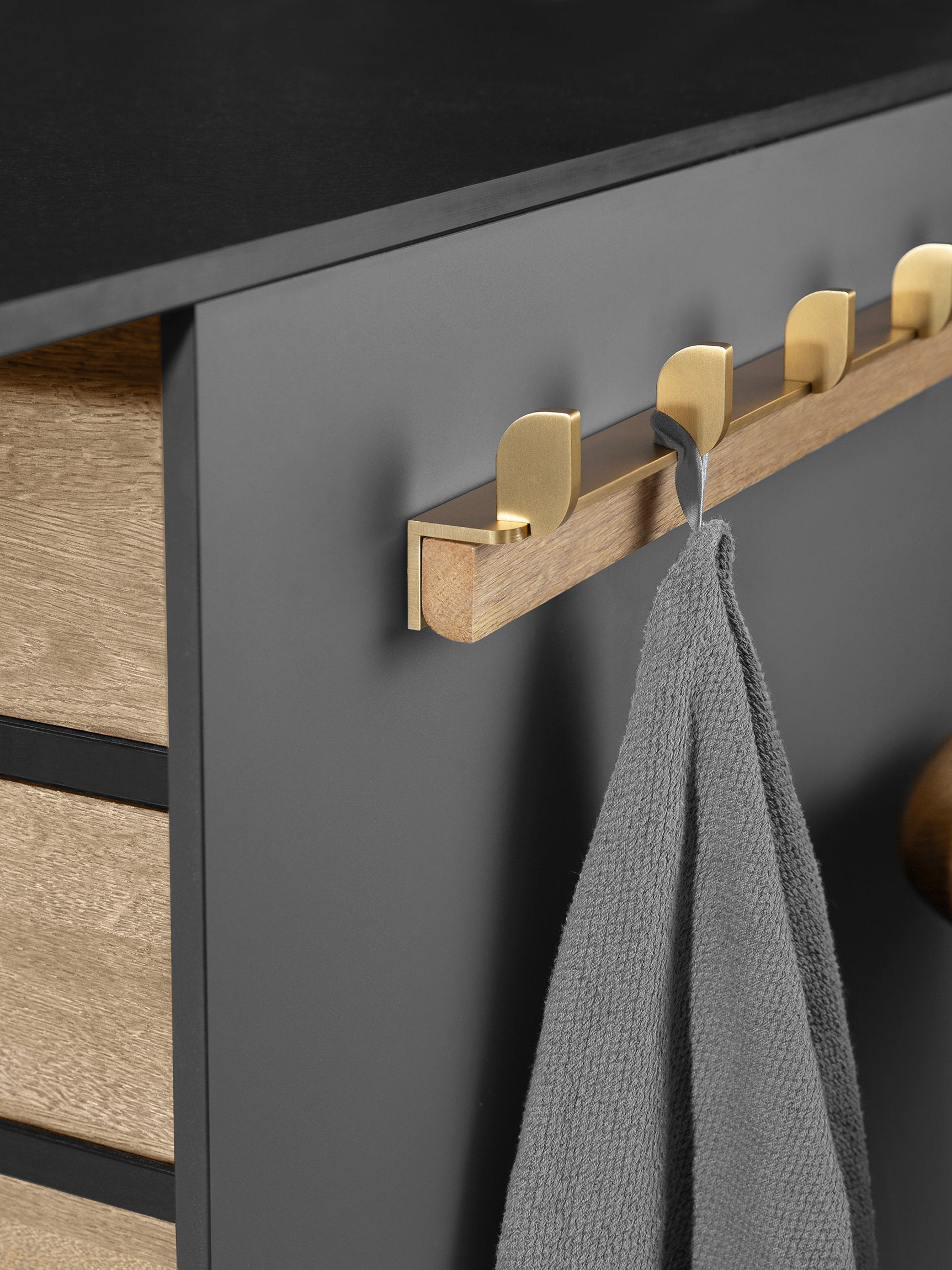 ChiCura Living, Art & Frames Tabula Knagerække Egetræ - 45 cm Living / Shelves, Racks & Hooks Oak