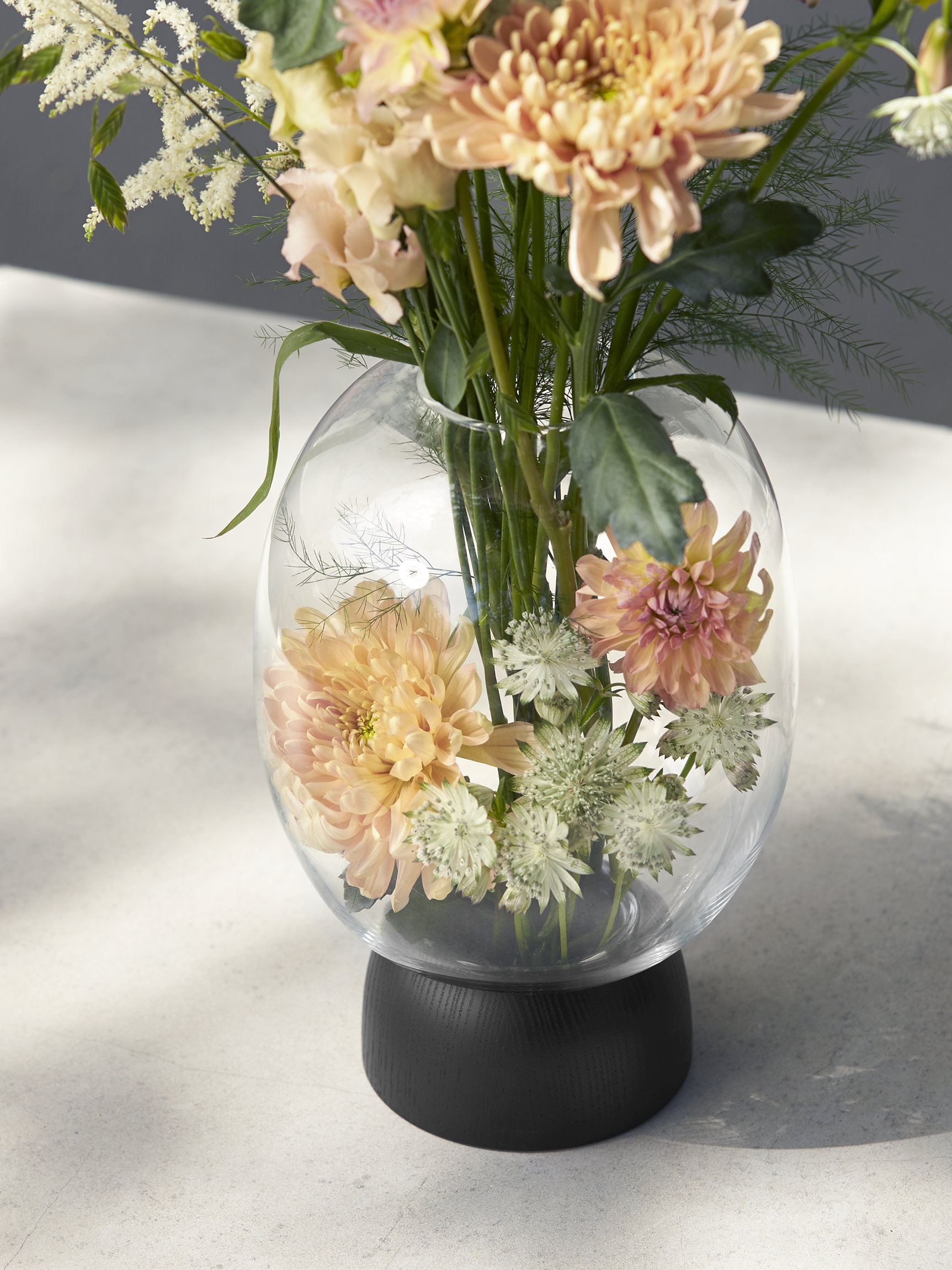 ChiCura Living, Art & Frames Morchella Vase Oak/Clear Glass, h. 27 cm Living / Containers & Vases Oak / Clear