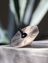 ChiCura Aps Spinning Top - The Movement Activator Living / The Mindful Heart Oak / Black
