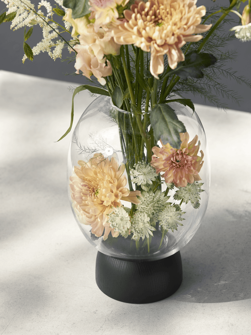 ChiCura Aps Morchella Vase Black/Clear Glass, h. 27 cm Living / Containers & Vases Black / Clear