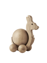 ChiCura Aps Spinning Kangaroo - Medium Living / Wooden Figures Oak